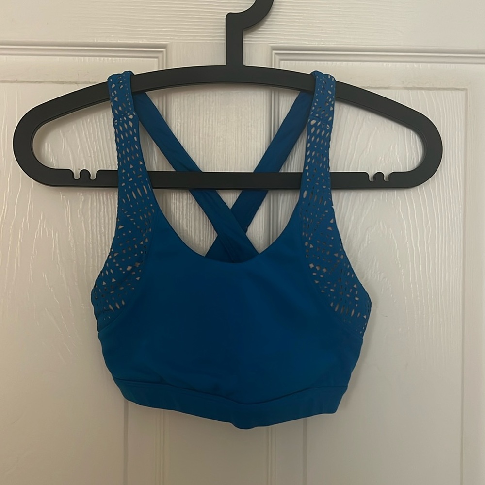 Alo Yoga Sports Bra
